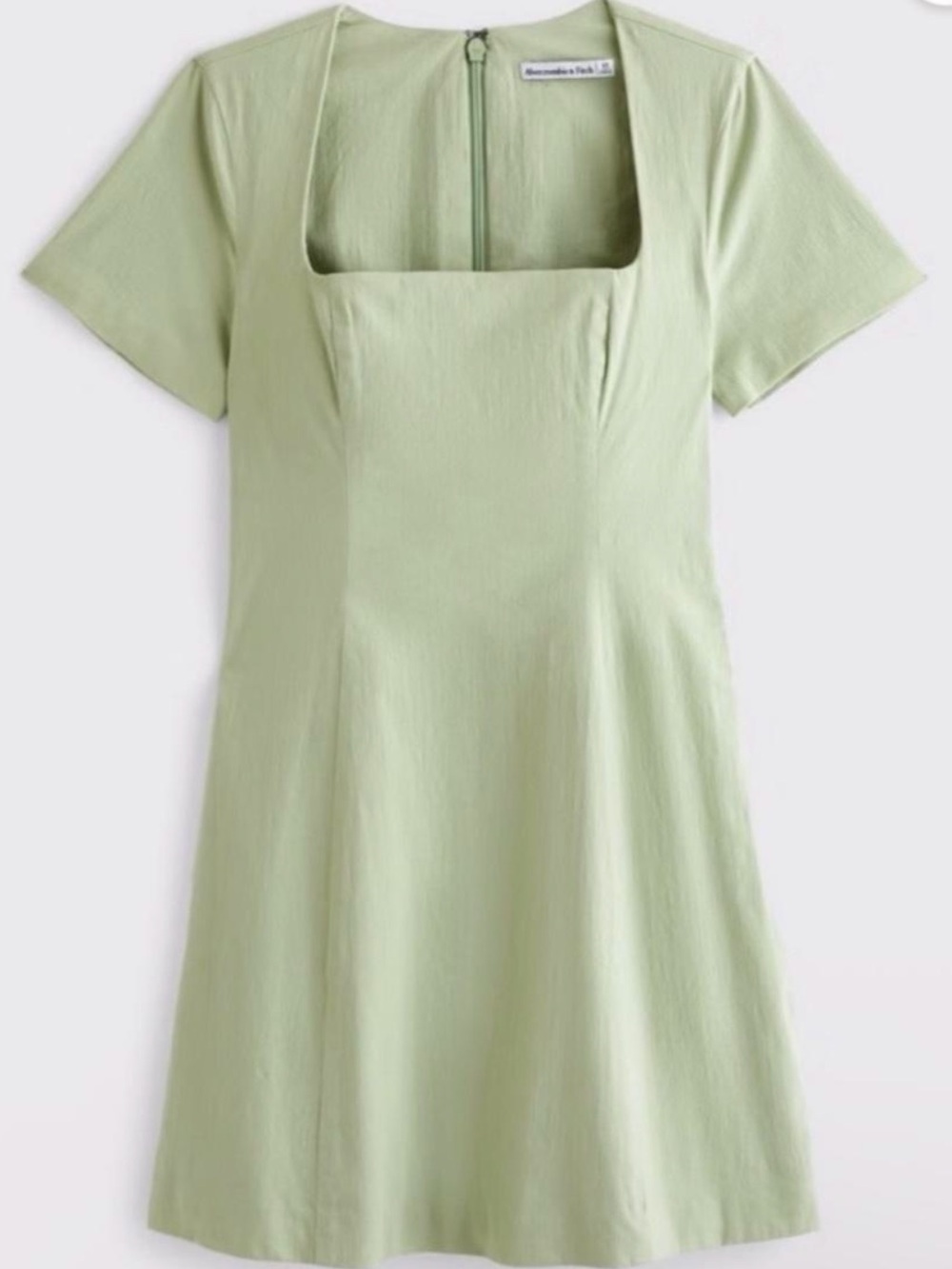 Abercrombie & Fitch Sage Green Square Neck Dress - 98% Cotton